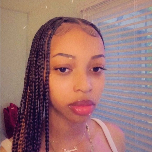 Profile Picture of Jasmine Branch (@joyfuljewels21) on Poshmark