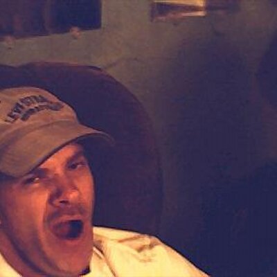 Profile Picture of David Droste (@DzyDav1970) on Twitter