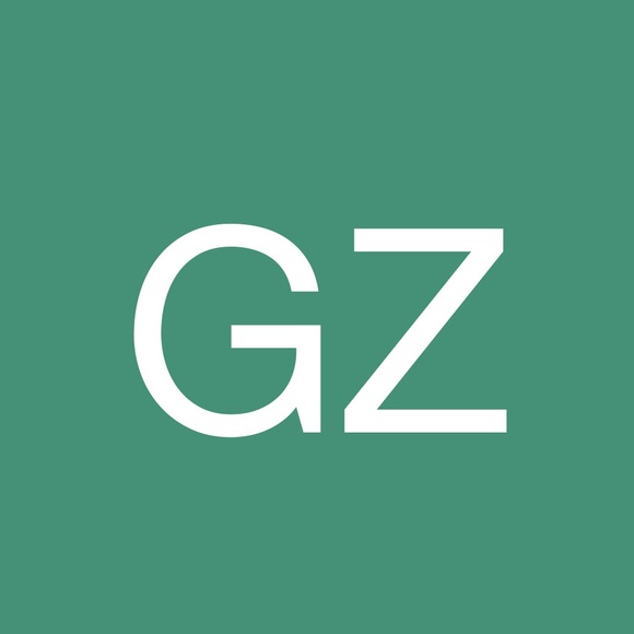 Profile Picture of Gloria Zhao (@gloriaz999) on Poshmark