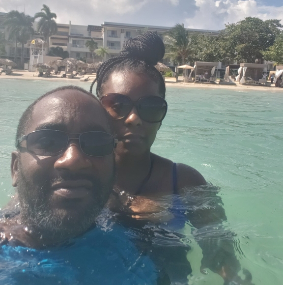 Profile Picture of Erik Price (@erikprice1017) on Poshmark