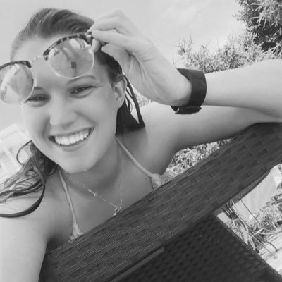 Profile Picture of Meaghan Olivia (@Fox_Fox2013) on Twitter