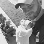 Profile Picture of Jonathan Hunt (@thegirldad) on Instagram