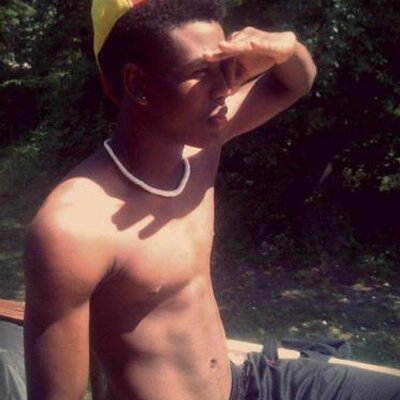 Profile Picture of Deon Carson (@_PrettyBoi_Dee) on Twitter