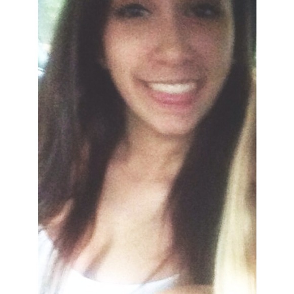 Profile Picture of Ann Wright (@annlee123) on Poshmark