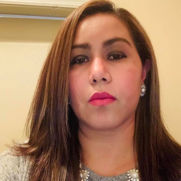 Profile Picture of Fabiola Sandoval (@fabiolasando497) on Poshmark