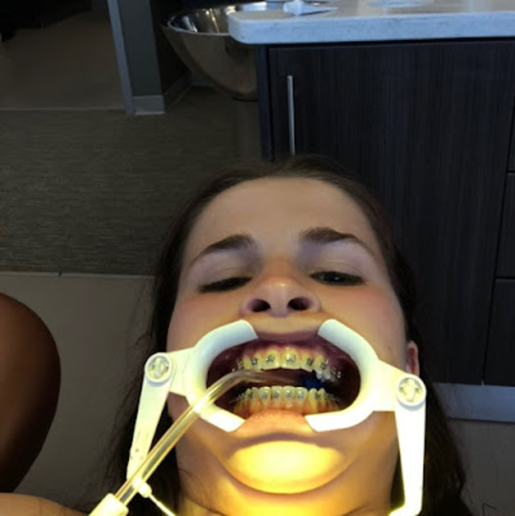 Profile Picture of Treslyn Stabby (@staggstreslyn) on Poshmark