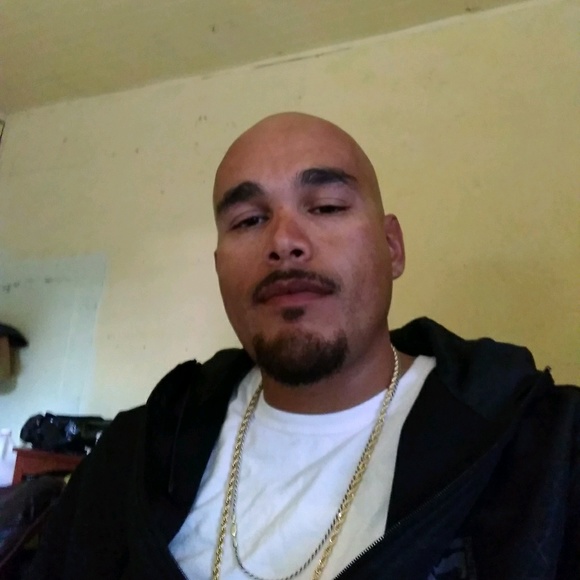 Profile Picture of Carlos Borrero (@afroe1) on Poshmark