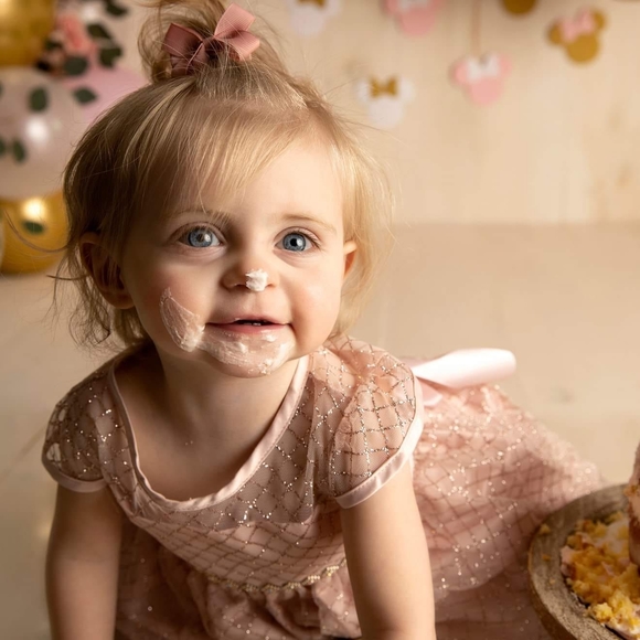 Profile Picture of Michele Musinski (@michelerenee67) on Poshmark