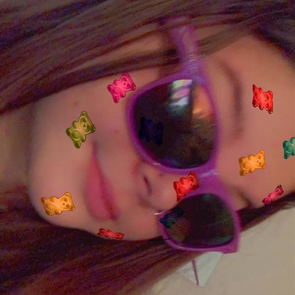 Profile Picture of Addy Guinup (@addyguinup) on Poshmark