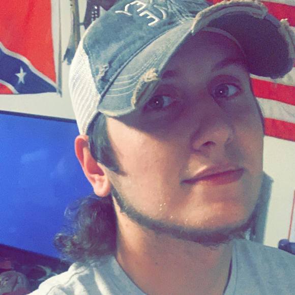 Profile Picture of Chris Coffman (@chriscoffman97) on Poshmark