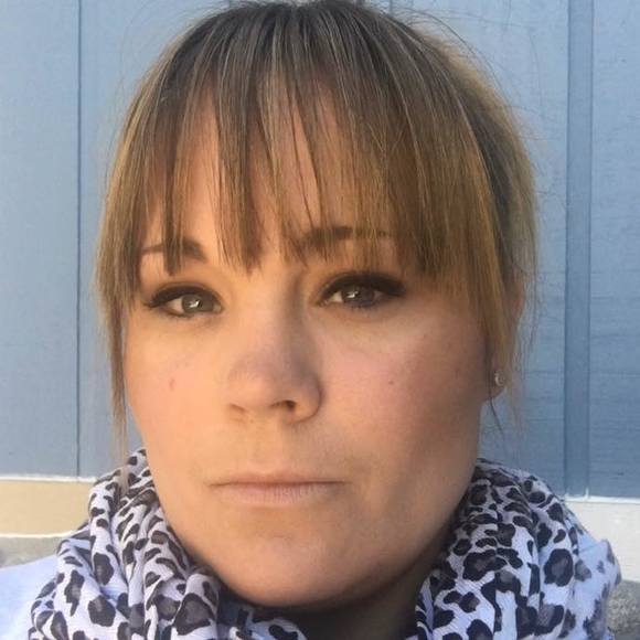Profile Picture of Joelle Collins (@joellercollins) on Poshmark