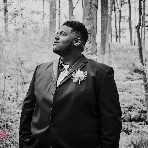 Profile Picture of Daniel Hardwick (@danielhardwick) on Poshmark