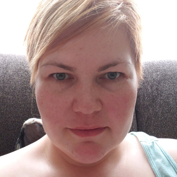 Profile Picture of Natalia Atmaca (@atmaca) on Poshmark