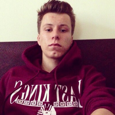 Profile Picture of The White Niggas (@ThomasCARRIERE) on Twitter