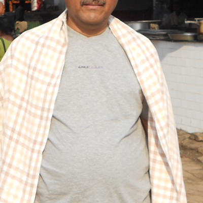 Profile Picture of Suresh Shah (@Sureshshah31) on Twitter