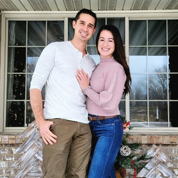 Profile Picture of Malorie Kappler (@maloriekappler) on Poshmark