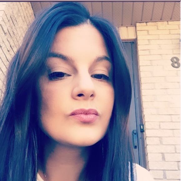 Profile Picture of Sophia Simantirakis (@soph1980) on Poshmark