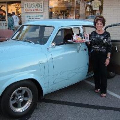 Profile Picture of Marlene Foster (@Marlene046) on Twitter