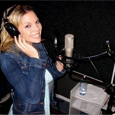 Profile Picture of Lara Franks (@Lara_Lizz) on Twitter
