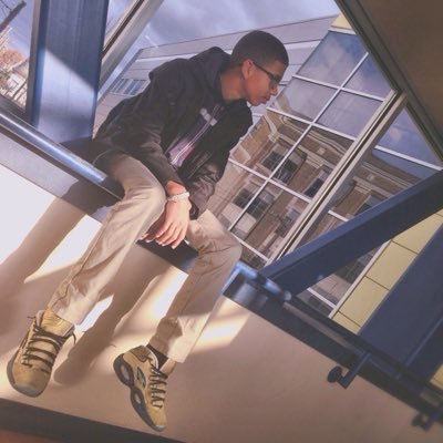 Profile Picture of Robin Soriano (@Robthekid_) on Twitter