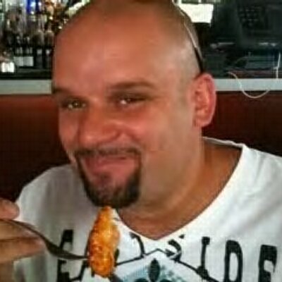 Profile Picture of Chris Frias (@chrisfrias) on Twitter