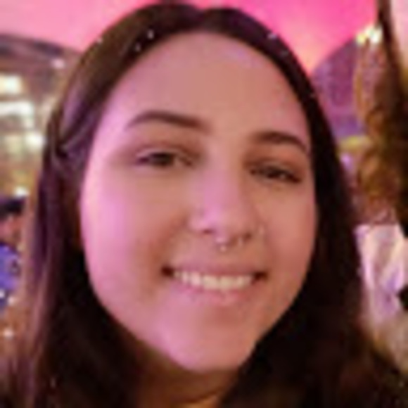 Profile Picture of Erica Rousseau (@_ericarousseau) on Poshmark