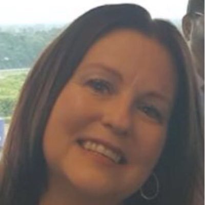 Profile Picture of Karen McMillan (@Romforddogs123) on Twitter