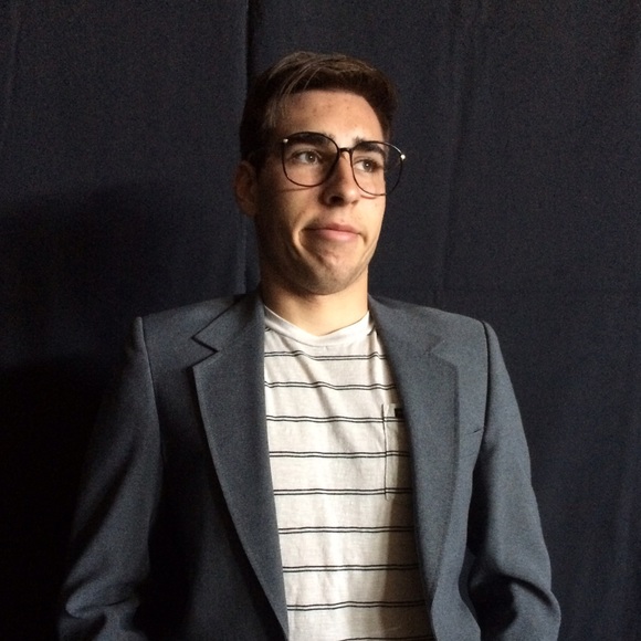 Profile Picture of Levi Schriefer (@leschrief) on Poshmark