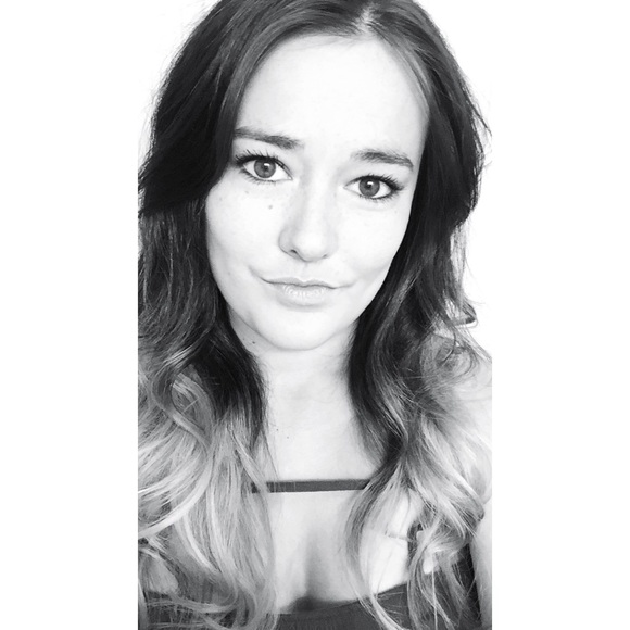Profile Picture of Madison Lokensgard (@madison_trew) on Poshmark