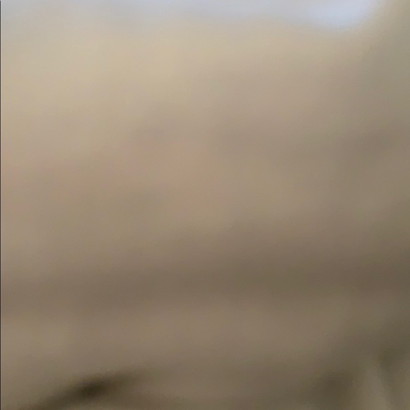 Ava Austin - Poshmark Profile Picture of Ava Austin (@avalovesdusty) on Poshmark