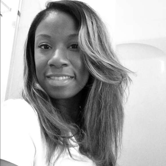 Gleneta Blackshear - Poshmark Profile Picture of Gleneta Blackshear (@msnetababy) on Poshmark
