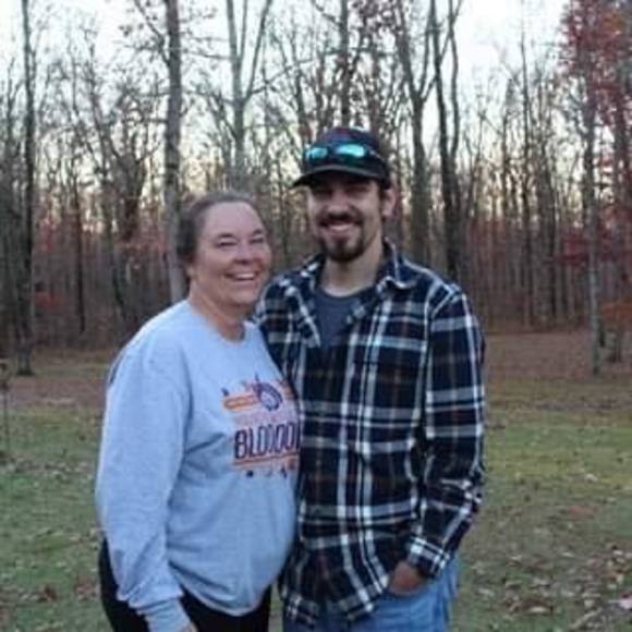 Cody Redkey - Poshmark Profile Picture of Cody Redkey (@redkey1) on Poshmark