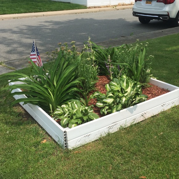 Profile Picture of Charles Dworkis (@chan98ny) on Poshmark