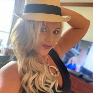 Profile Picture of Kelli Williamson (@kelliwilliamson) on Instagram