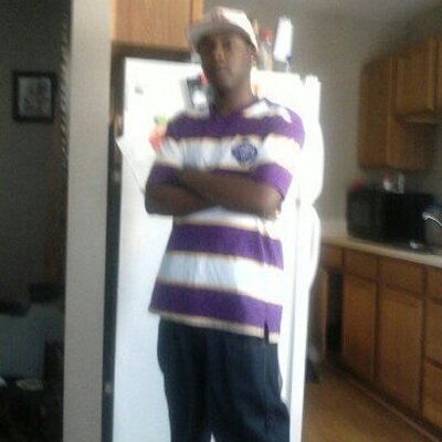 Profile Picture of Antwane Williams (@yungdenir0) on Twitter