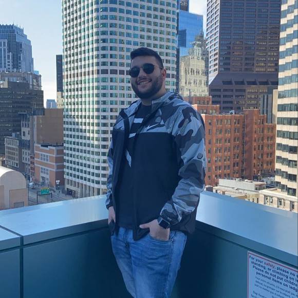 Profile Picture of Sam e. Awad (@sam_awad96) on Poshmark