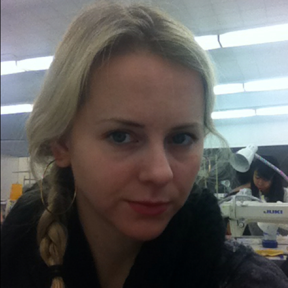 Profile Picture of Ekaterina Fedosova (@cleodance) on Poshmark