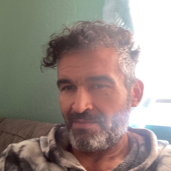 Profile Picture of Paul cruz Uribe (@paulcruzuribe) on Poshmark