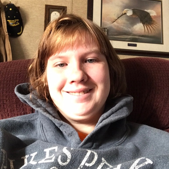 Profile Picture of Haley Parrott (@haley_parrott) on Poshmark