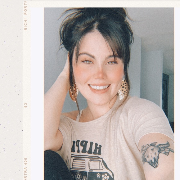 Jaycee Jones - Poshmark Profile Picture of Jaycee Jones (@jayceejones820) on Poshmark