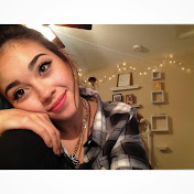 Profile Picture of Maddy Santamaria (@MaddySantamaria) on Youtube