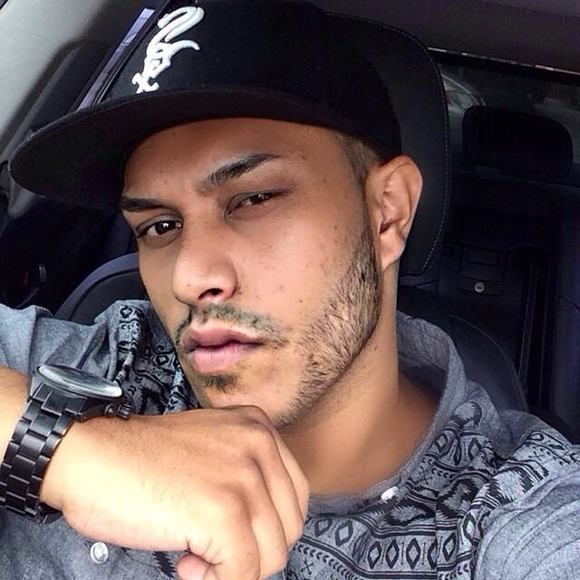 Profile Picture of Sheik Ahmed (@smahmed23) on Poshmark
