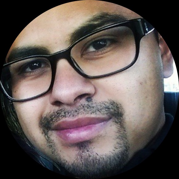 Profile Picture of Ivan Aguilera (@trendyivan) on Poshmark