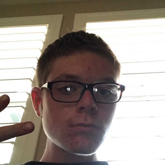 Matthew Wyckoff - Poshmark Profile Picture of Matthew Wyckoff (@matthew_wyckoff) on Poshmark