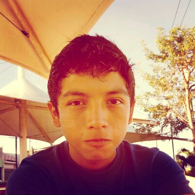 Profile Picture of Alexander Quintal (@xblugold12) on Twitter