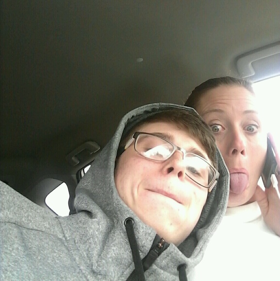 Profile Picture of Andrew Triplett (@andrewtriplett) on Poshmark