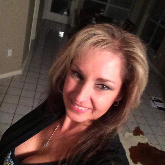 Profile Picture of Barbara Belobrajdic (@valkyriebell) on Poshmark