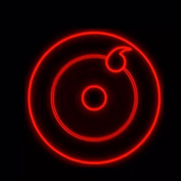 Profile Picture of Sahn Sahn (@sahn_sahn) on Poshmark