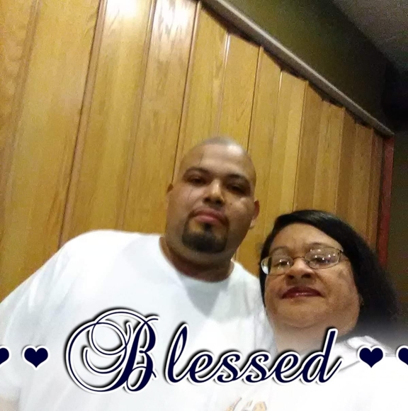 Profile Picture of Jonathan Suniga (@jonathansuniga) on Poshmark