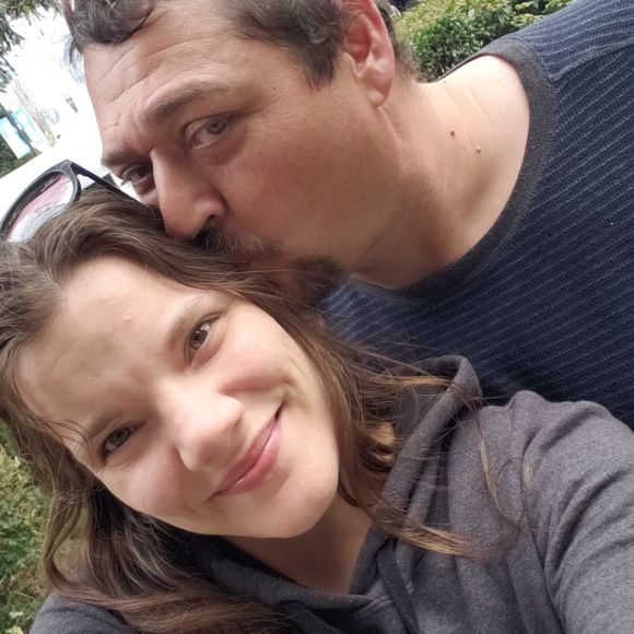 Profile Picture of James Kieffer (@1jameskieffer) on Poshmark